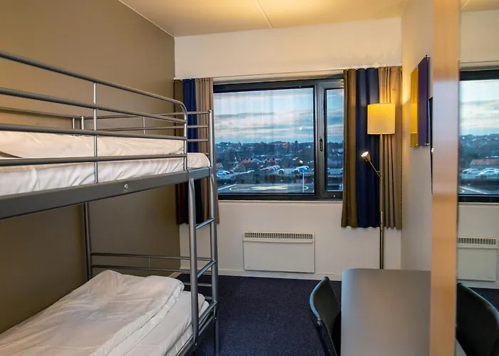 سانت سفيثون فندق 3*