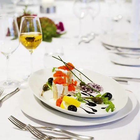 St Svithun Отель Ставангер